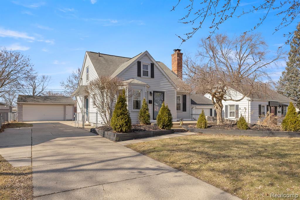 6447 CENTRALIA Street, Dearborn Heights, MI 48127 — Photo 2
