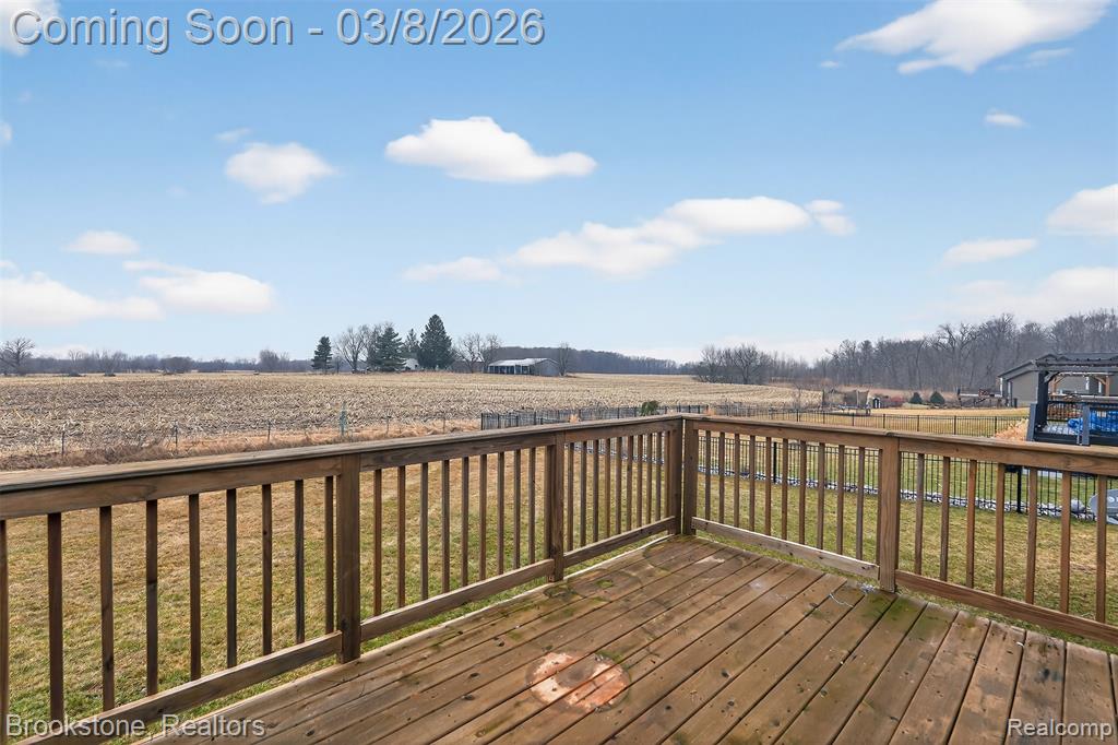 9477 Hickory Hollow Court, Davison, MI 48423 — Photo 33