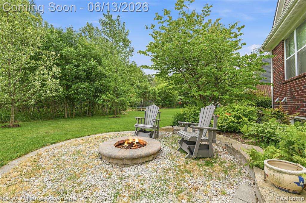 23740 Stoneleigh Drive, South Lyon, MI 48178 — Photo 60
