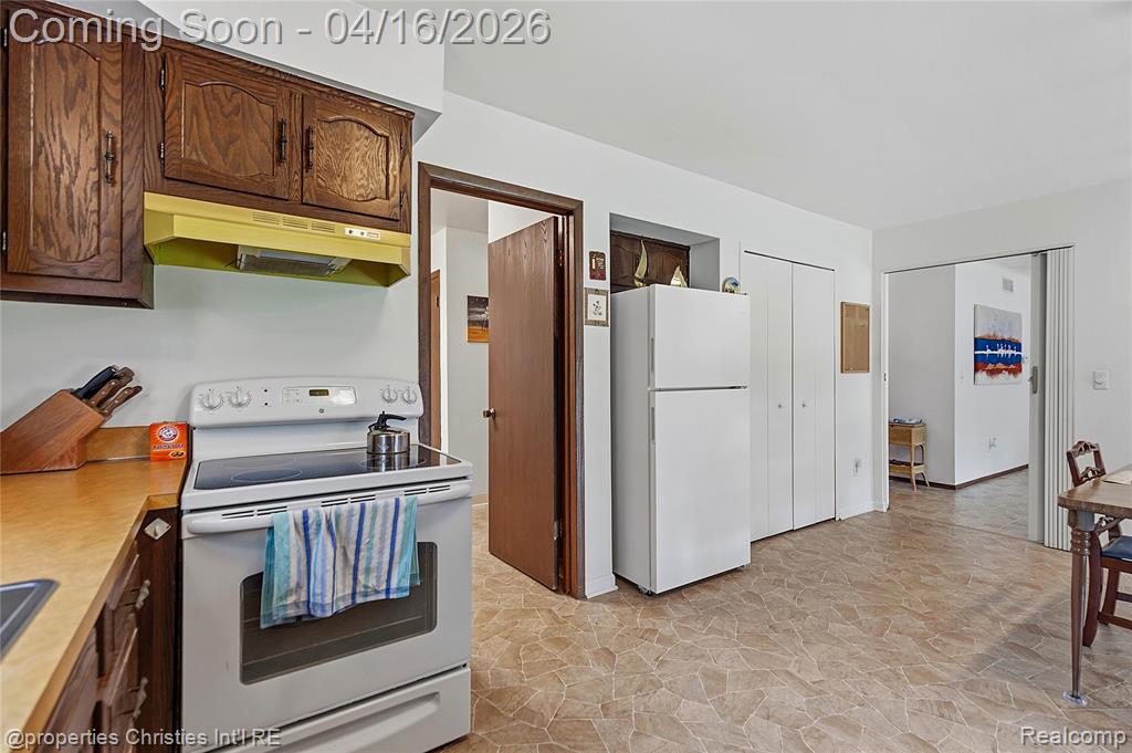 18231 Stamford Street, Livonia, MI, 48152