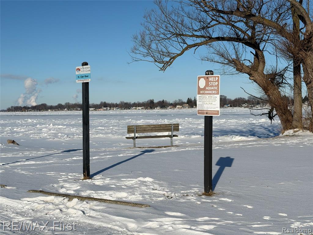 9280 RIVER Road, Clay, MI, 48001