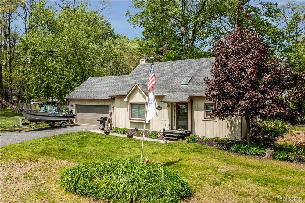 8790 Oakside Avenue, Commerce Twp, MI 48382 — Photo 3