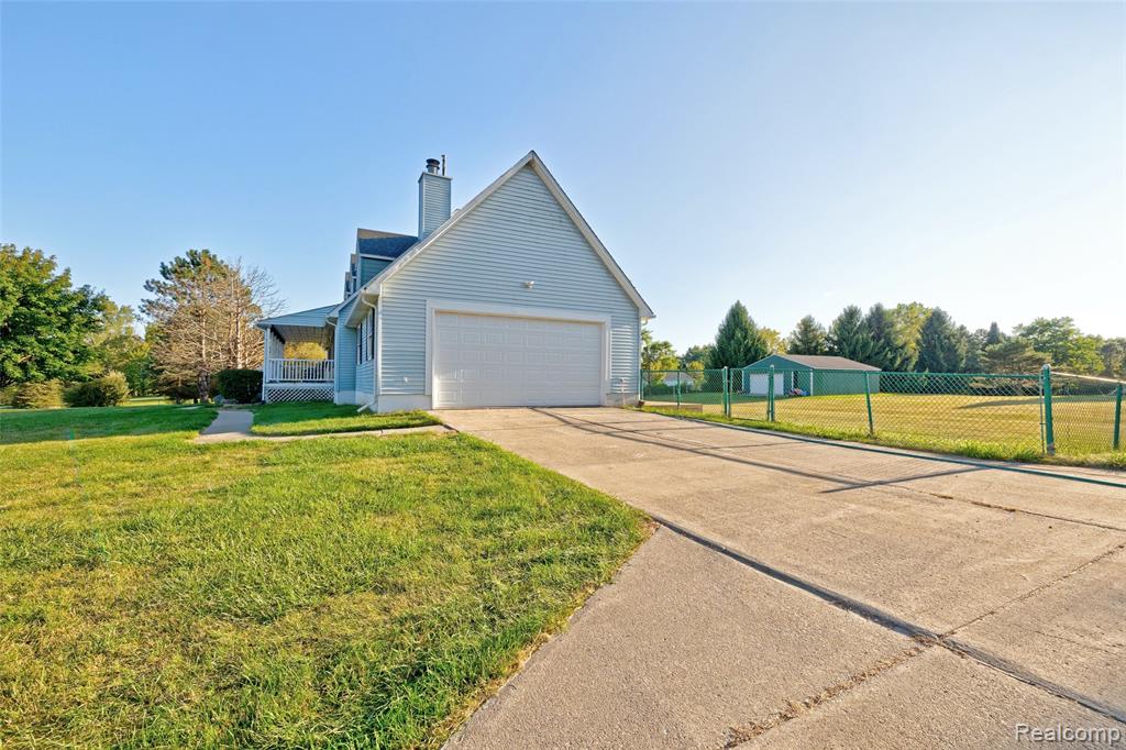 2290 Silver Fox Run, Holly, MI 48442 — Photo 60
