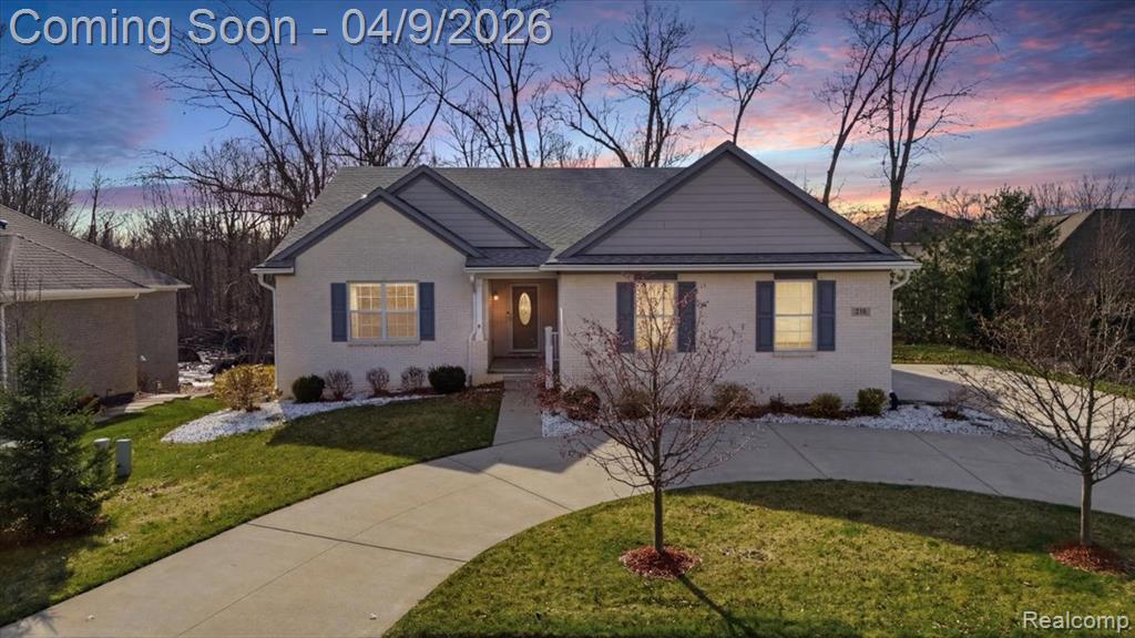 270 Greenan Lane, Lake Orion, MI 48362 — Photo 33