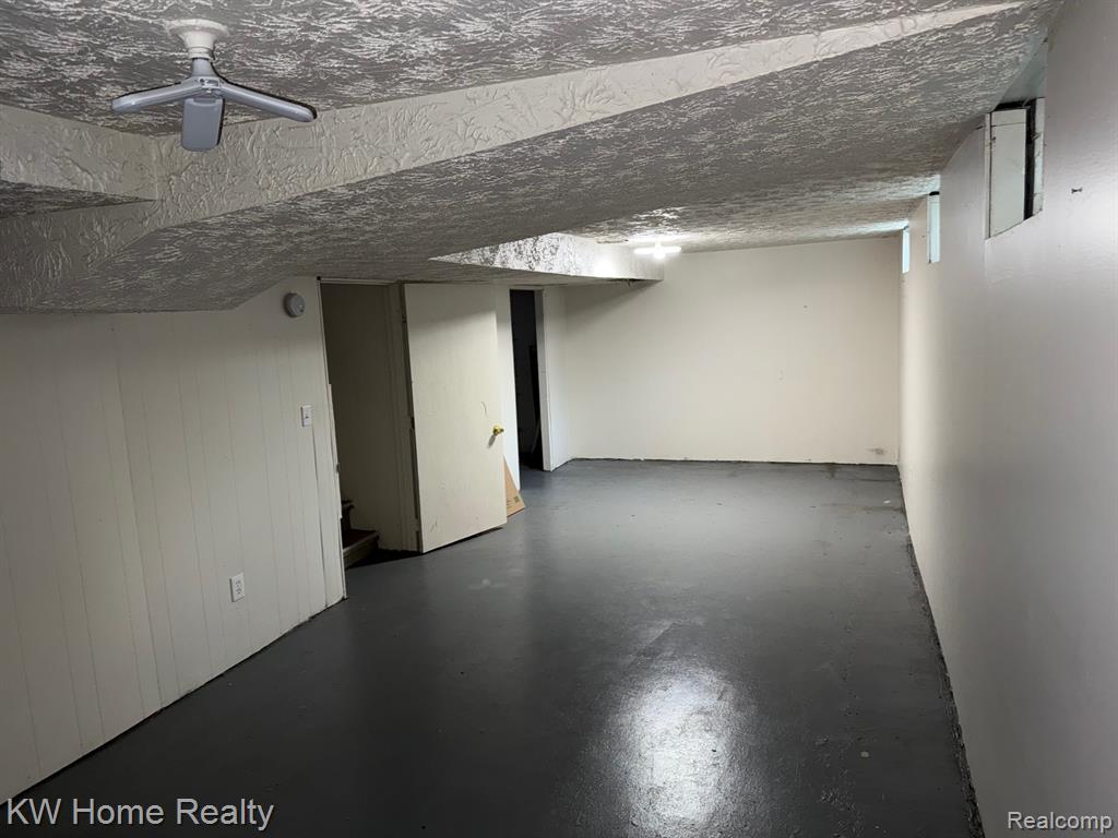 663 Lenox Avenue, Pontiac, MI 48340 — Photo 9