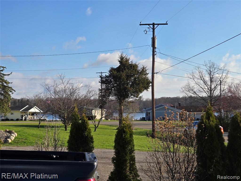 8017 Greenes Drive, Jackson, MI 49201 — Photo 2