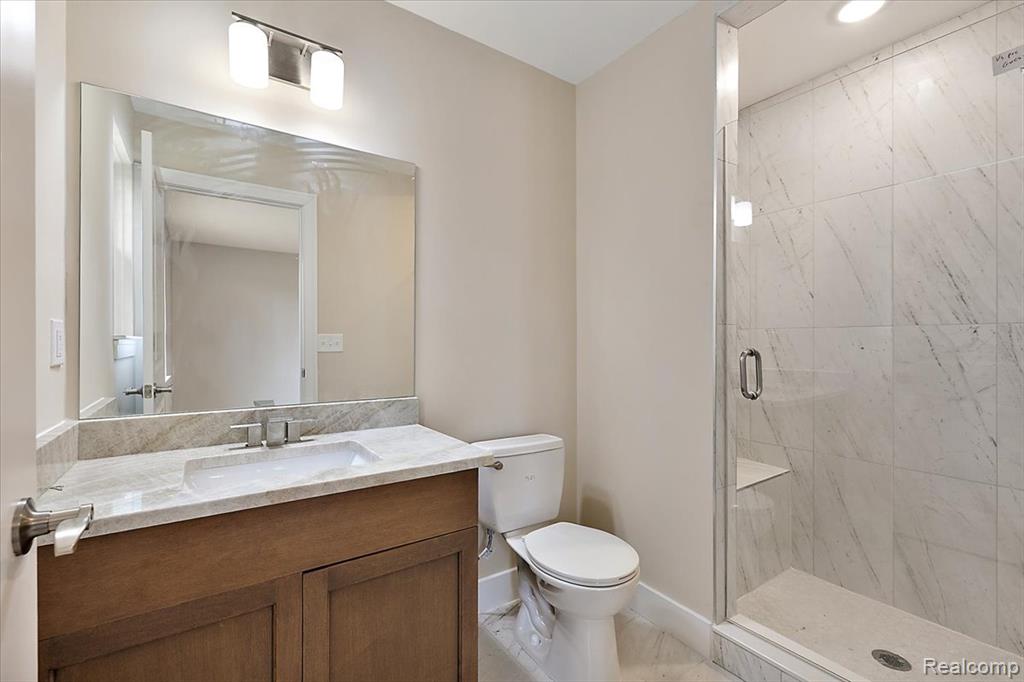 24244 Tullymore Drive, Macomb, MI 48042 — Photo 52