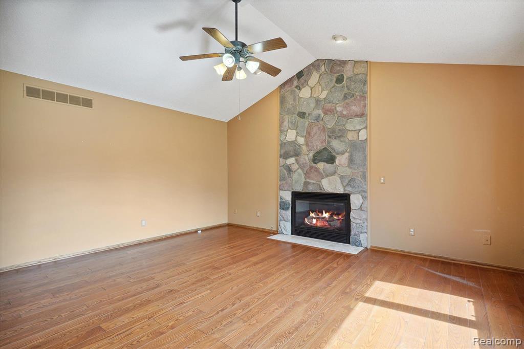 4747 WINDBERRY Lane, Milford, MI 48380 — Photo 11