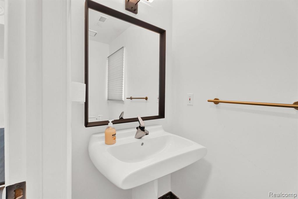 6060 Franklin Road, Bloomfield Hills, MI — Photo 13