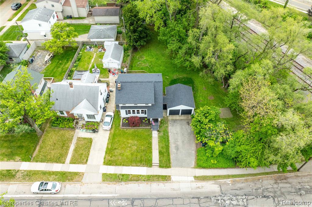 813 Catalpa Drive, Royal Oak, MI 48067 — Photo 34