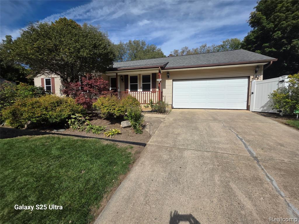 7098 Saint Charles Place, Kalamazoo, MI 49009 — Photo 3
