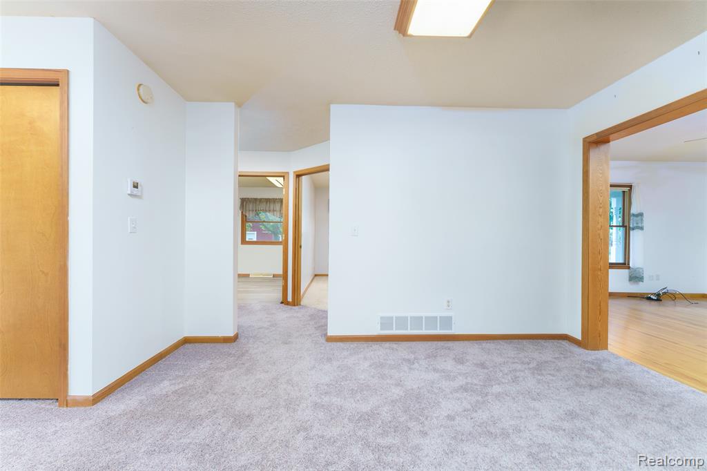 5430 E Columbia Road, Webberville, MI 48892 — Photo 9