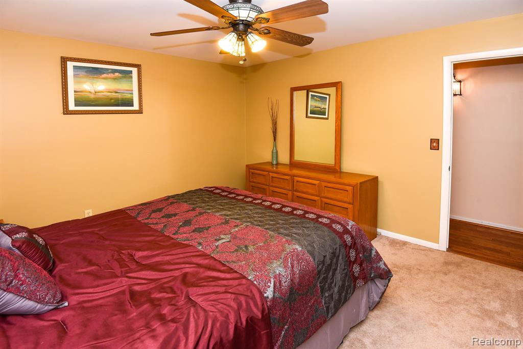 9245 PINE KNOB Road, Clarkston, MI 48348 — Photo 27