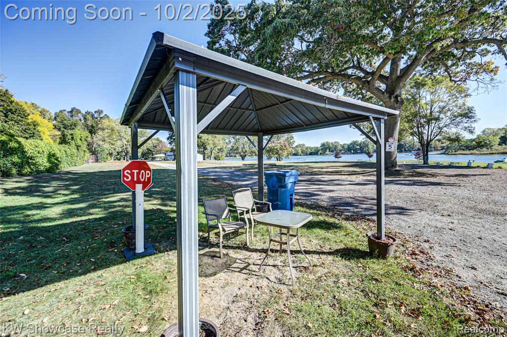 5596 Eldridge Drive, Waterford, MI 48327 — Photo 47