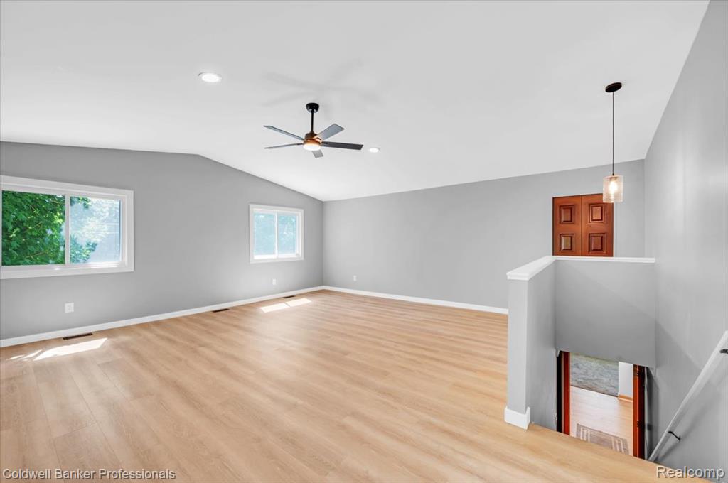 470 Oak Grove Drive, Lake Orion, MI 48362 — Photo 19