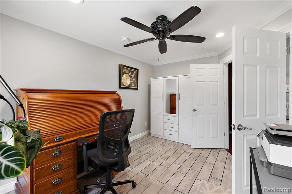 35526 Brooke Circle, New Baltimore, MI 48047 — Photo 21