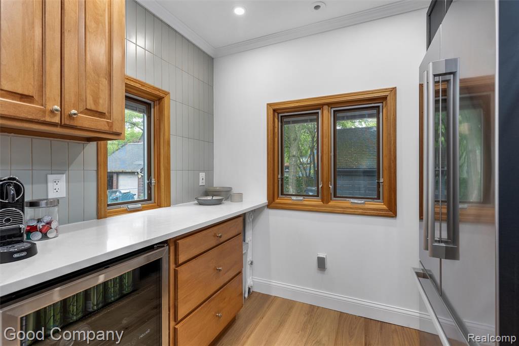641 W WOODLAND Street, Ferndale, MI 48220 — Photo 15