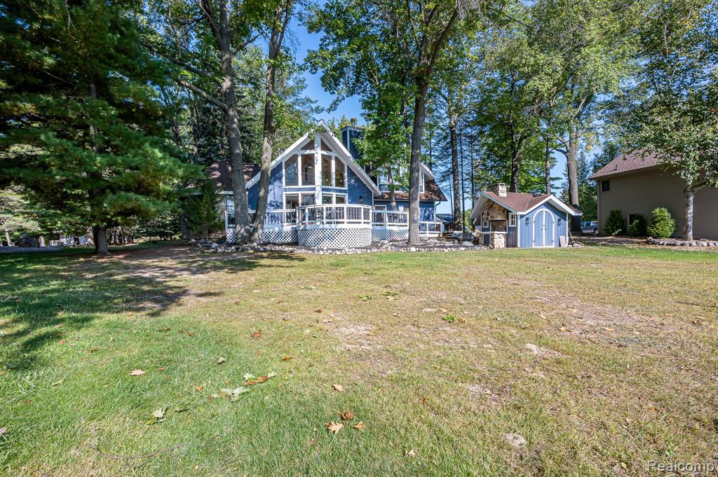 4649 Queens Way, Gladwin, MI 48624 — Photo 27