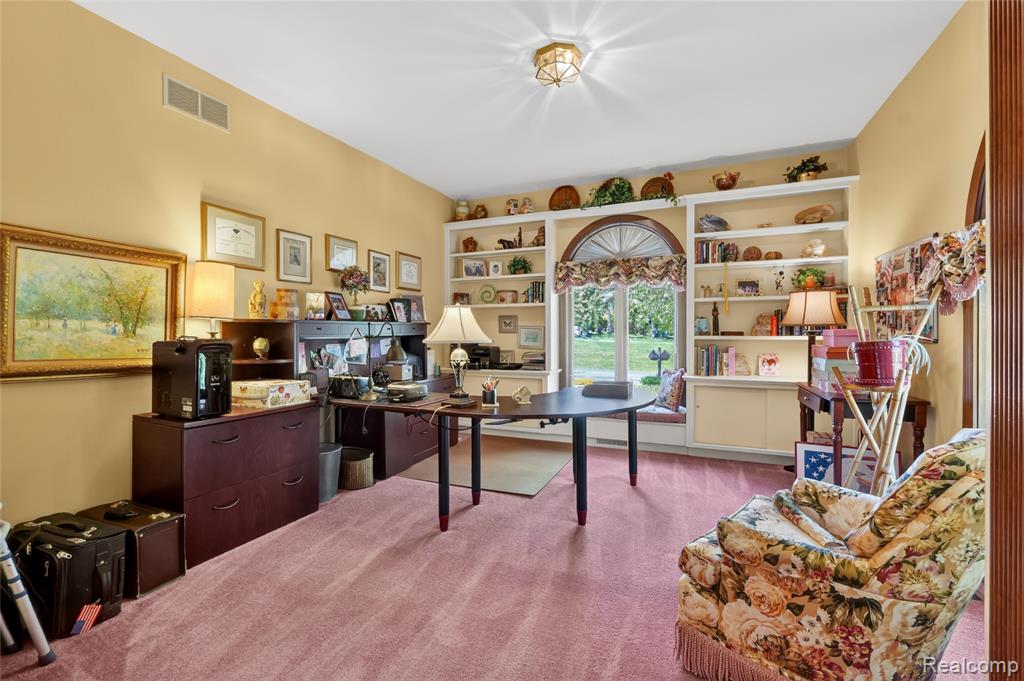 24 Chateaux Du Lac, Fenton, MI 48430 — Photo 15
