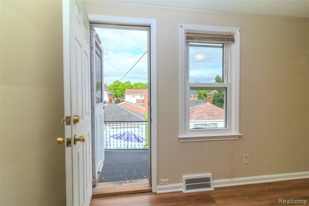 6630 Hartwell Street, Dearborn, MI 48126 — Photo 24
