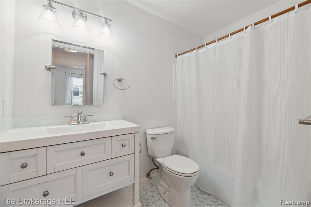 9451 Parkwood N, Davison, MI 48423 — Photo 23