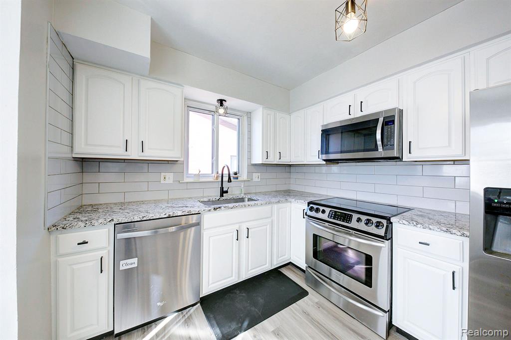 718 Easley Drive, Westland, MI 48186 — Photo 13
