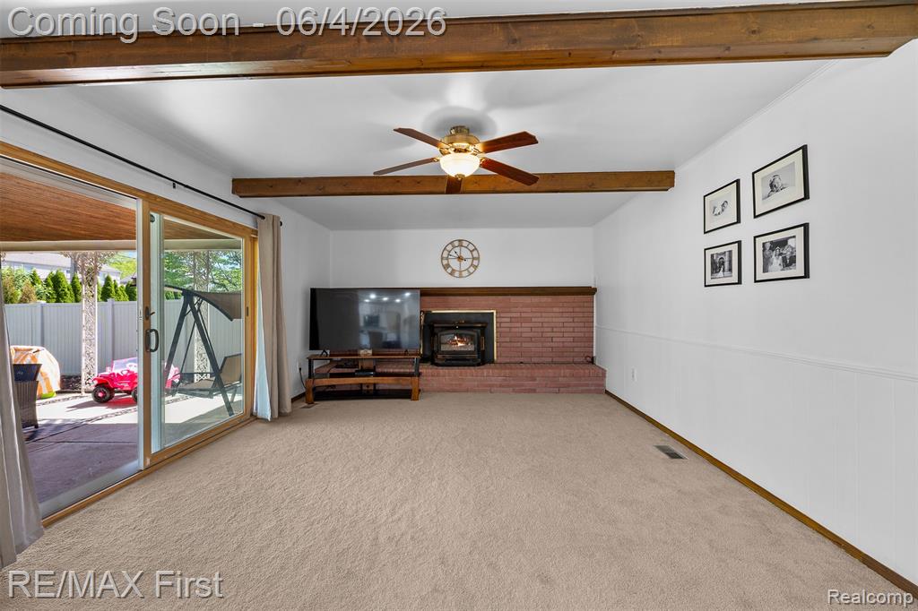 26376 Lawrence Drive, Dearborn Heights, MI 48127 — Photo 34