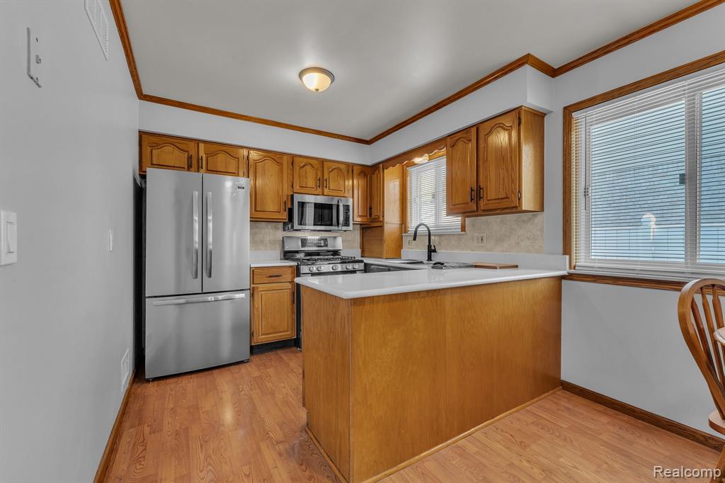 4197 Monroe Street, Dearborn Heights, MI 48125 — Photo 12