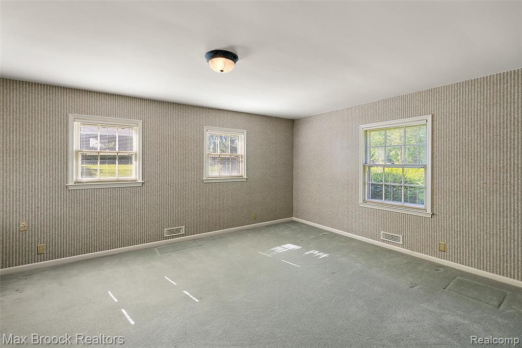 674 Rudgate Road, Bloomfield Hills, MI 48304 — Photo 15