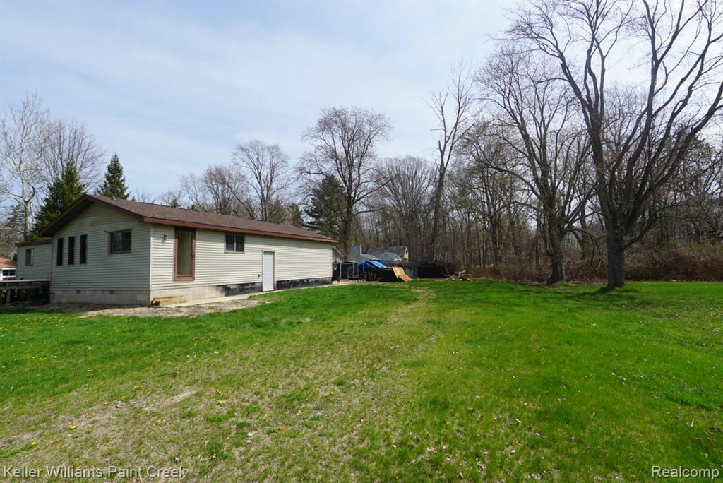 8565 Chapin Road, Pigeon Vlg, MI — Photo 12