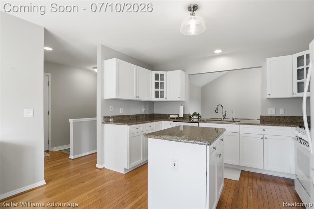 9722 Sunnywood Trail, South Lyon, MI 48178 — Photo 14
