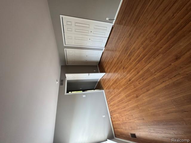 56543 Scotland Boulevard, Utica, MI 48316 — Photo 11
