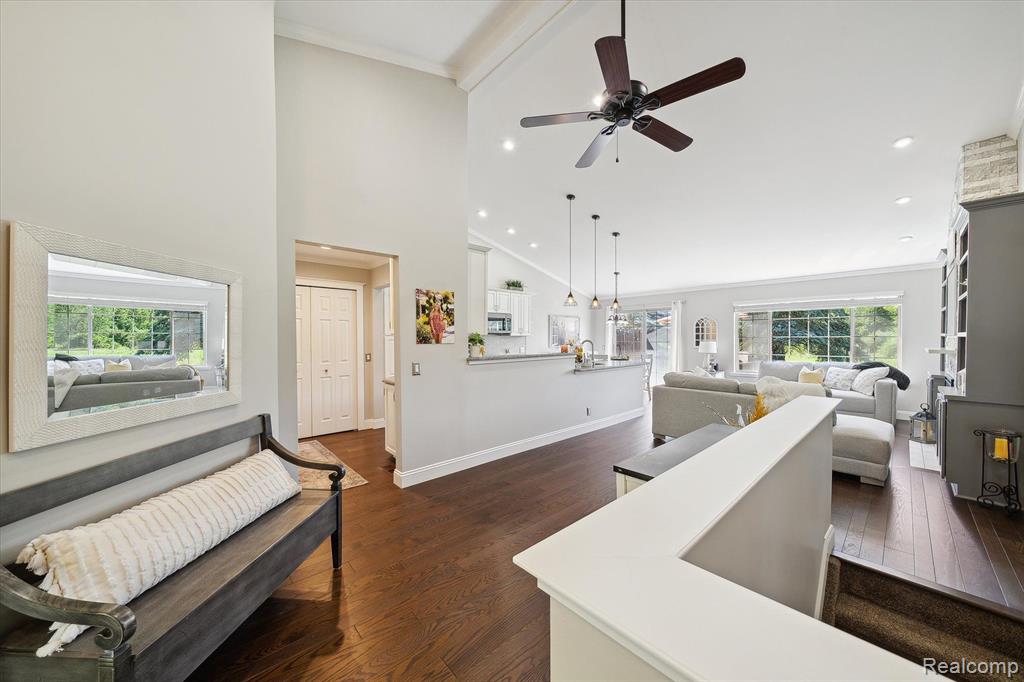 22270 QUAIL RUN Circle, 2, South Lyon, MI 48178 — Photo 6