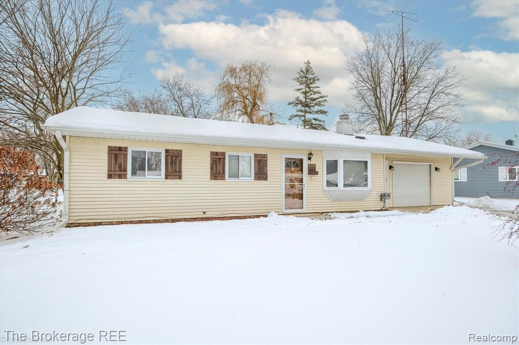 6155 Westdale Drive, Grand Blanc, MI 48439 — Photo 2