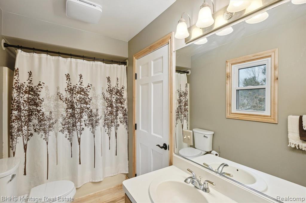5904 W ALLEN Road, Fowlerville, MI 48836 — Photo 29