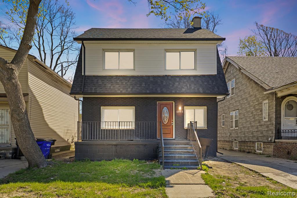 13586 PINEHURST Street, Detroit, MI 48238