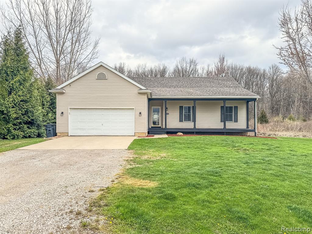 6310 MAPLE Avenue, Swartz Creek, MI 48473 — Photo 2