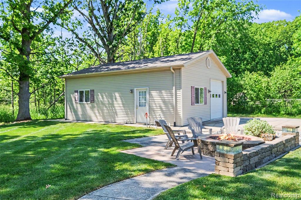 1281 Deer Creek Trail, Grand Blanc, MI 48439 — Photo 40