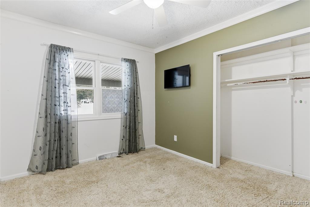 6290 Briggs Lake Drive, Brighton, MI 48116 — Photo 21