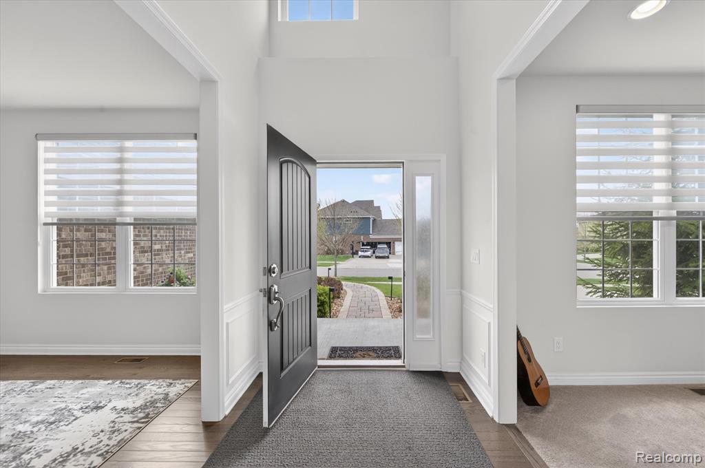 2942 Montgomery Circle, Walled Lake, MI 48390 — Photo 15