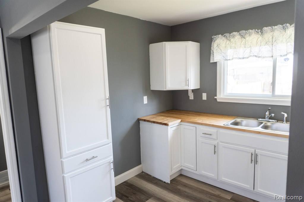 432 BUCKINGHAM Avenue, Flint, MI 48507 — Photo 20