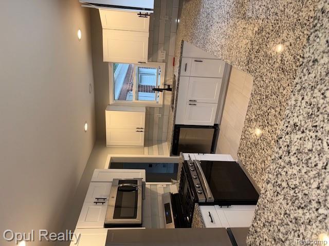6550 Golfview Street, Garden City, MI — Photo 3