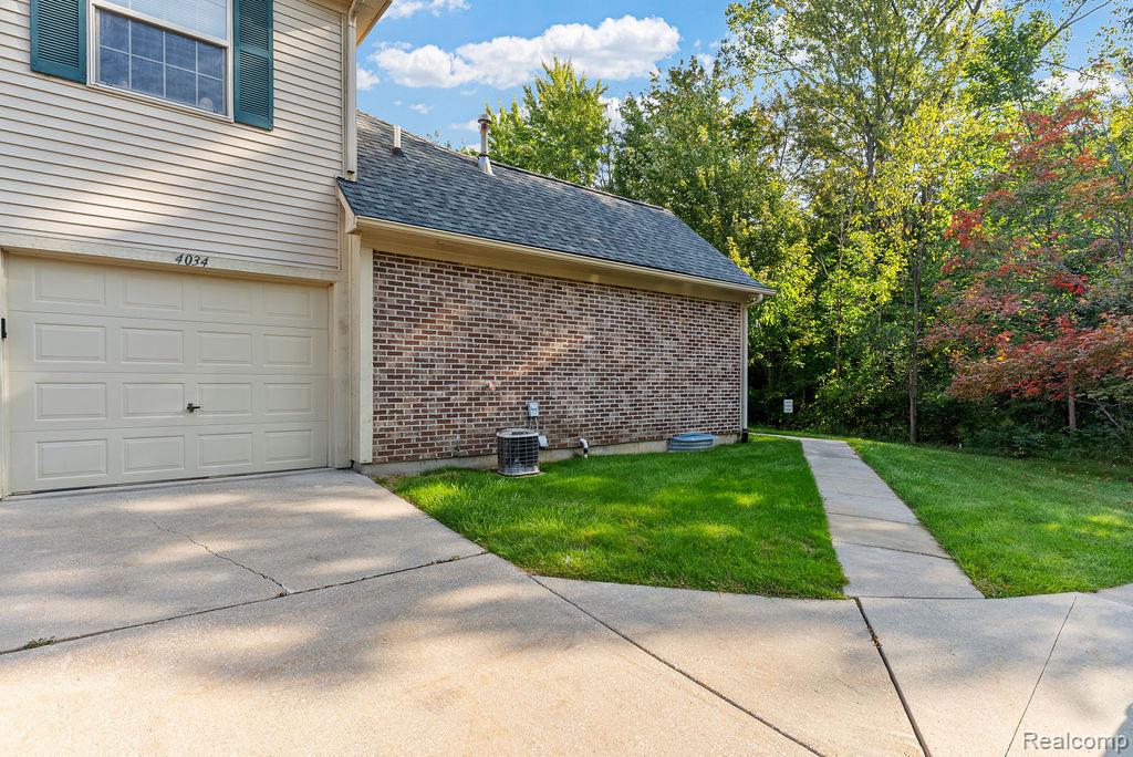4034 Stonebridge, Holly, MI 48442 — Photo 26