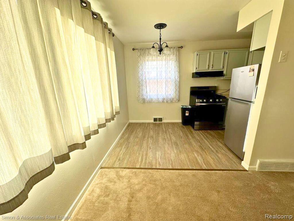 2439 STIEBER Street, Westland, MI 48186 — Photo 2