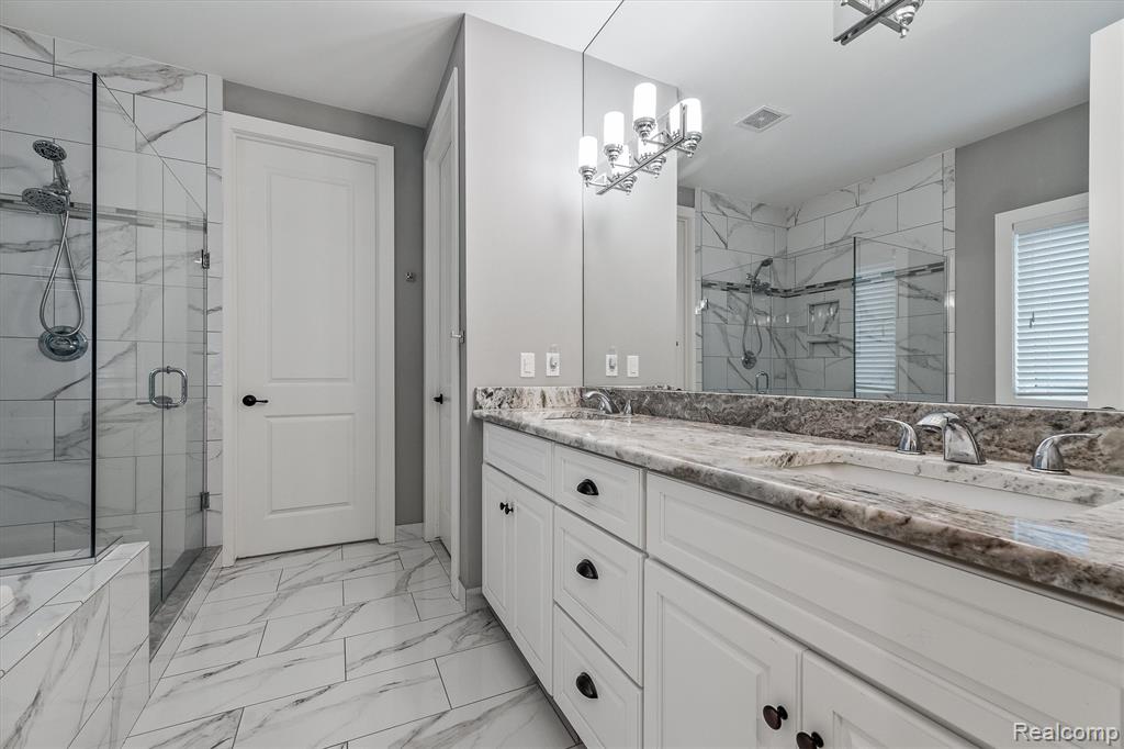2094 Westridge Drive, Utica, MI 48316 — Photo 15