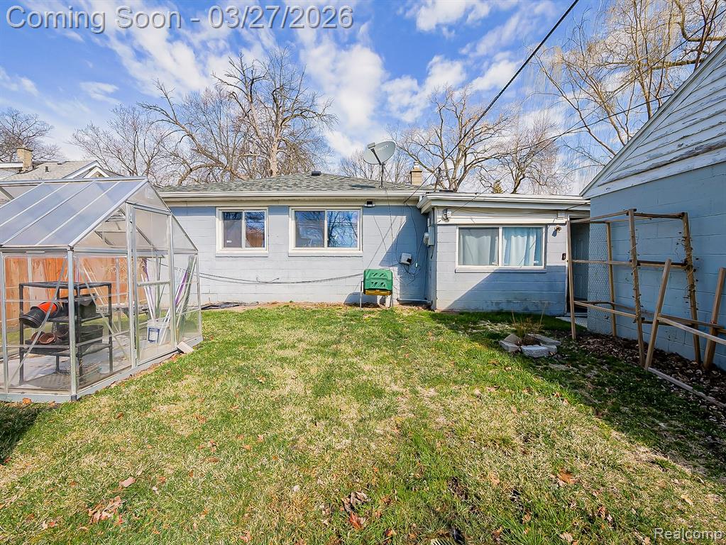 115 W Elza Avenue, Hazel Park, MI 48030 — Photo 19