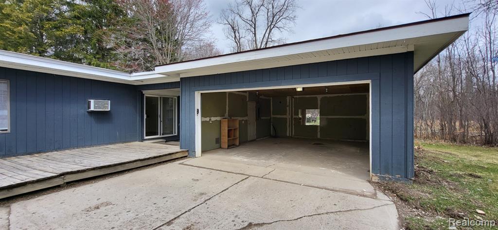 477 Crediton Street, Lake Orion, MI 48362 — Photo 3