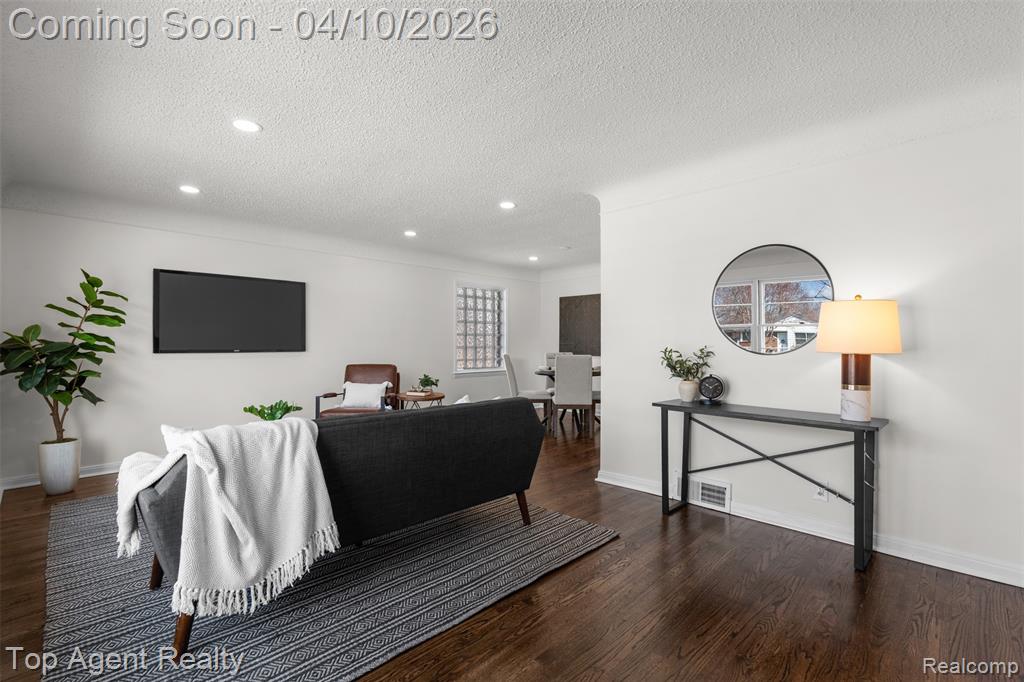 12751 Oak Park Boulevard, Oak Park, MI 48237 — Photo 8