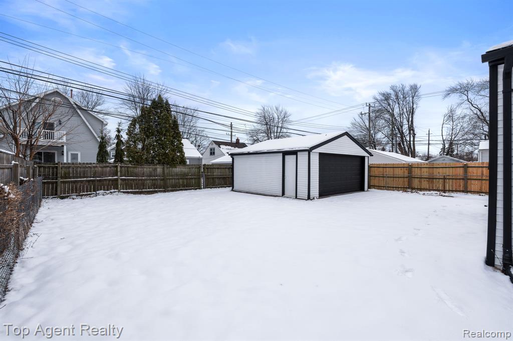 4048 Royal Avenue, Berkley, MI 48072 — Photo 34