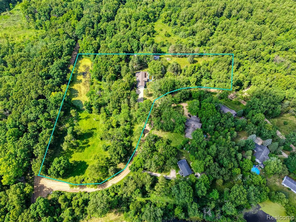 4200 Angels Pass, Pinckney, MI 48169 — Photo 45